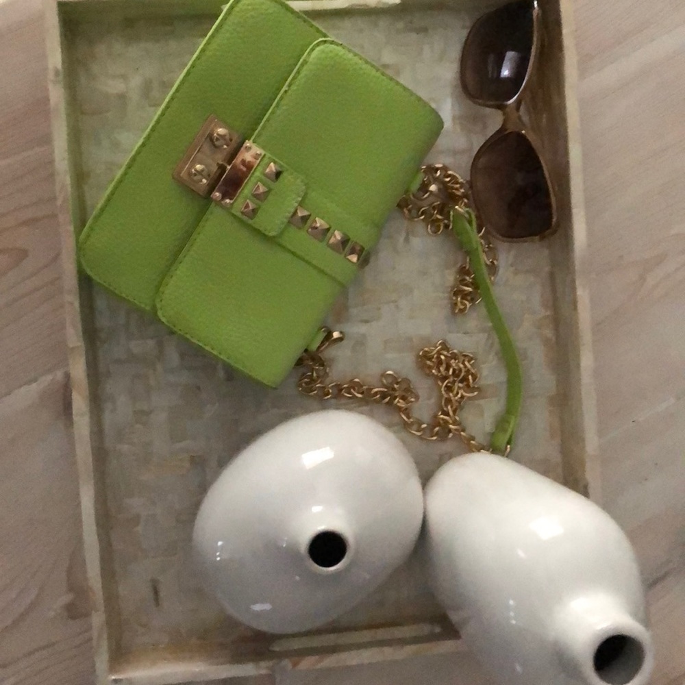 BCBG Paris crossbody - Picture 5 of 8